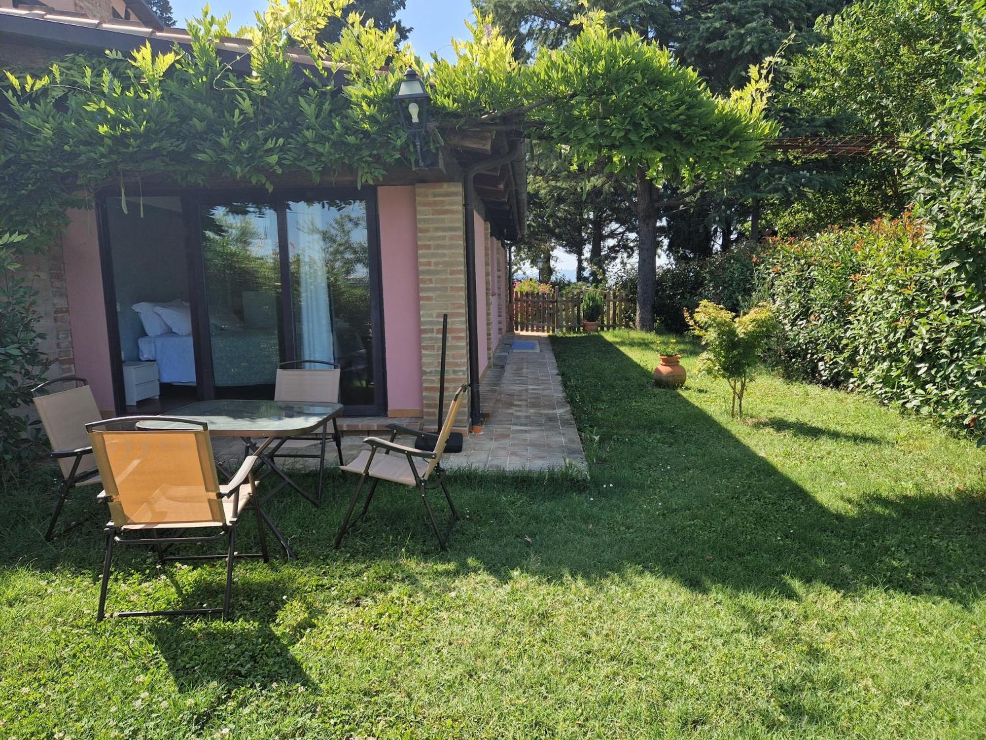 Agriturismo La Corte Sul Lago Cingoli Exteriör bild